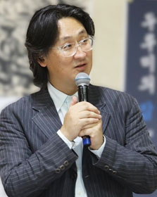 글로벌콘텐츠학부장 이미지